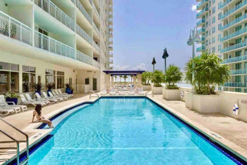 Spacious 1Bedroom Unit Brickell-Free Parking 마이애미 외부 사진