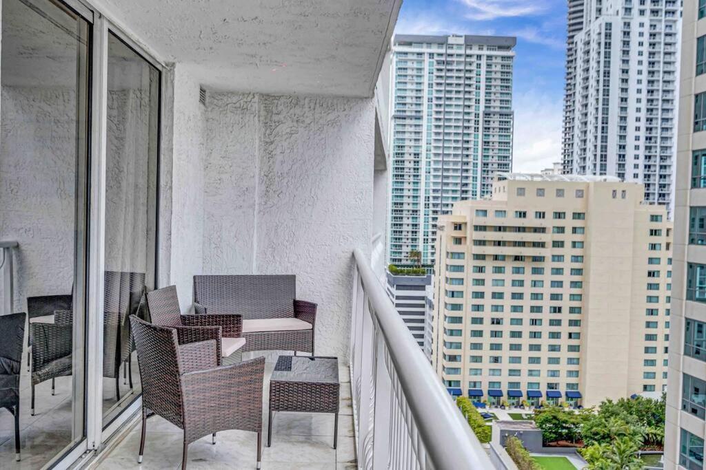 Spacious 1Bedroom Unit Brickell-Free Parking 마이애미 외부 사진