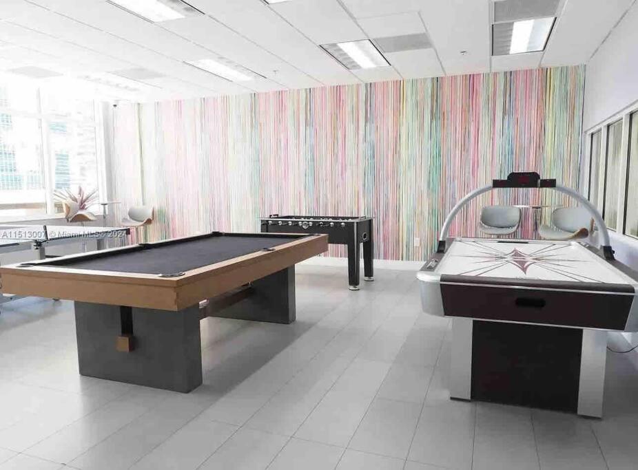 Spacious 1Bedroom Unit Brickell-Free Parking 마이애미 외부 사진