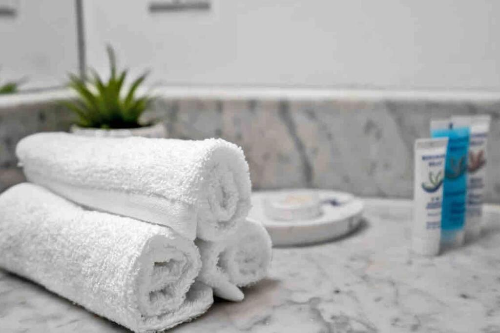 Spacious 1Bedroom Unit Brickell-Free Parking 마이애미 외부 사진