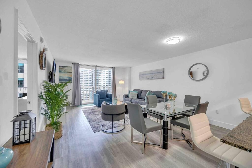 Spacious 1Bedroom Unit Brickell-Free Parking 마이애미 외부 사진